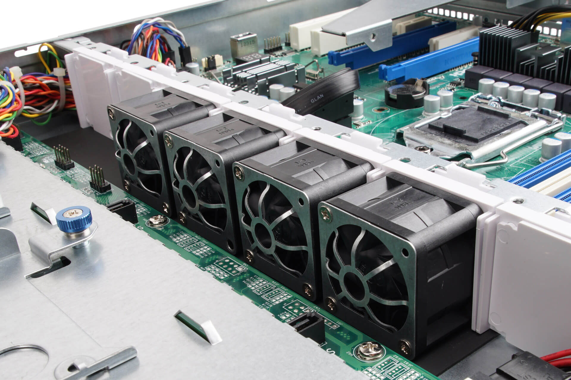 02sn 1U Rackmount Chassis / InWin / IW-RS104-02SN